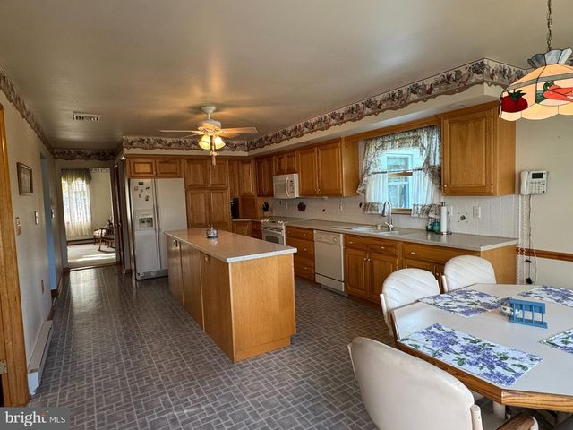 1405 WILDWOOD DR, Fallston, MD 21047