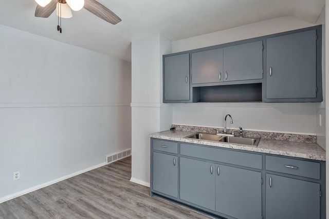 1003 E Hosmer Street, Loves Park, IL 61111