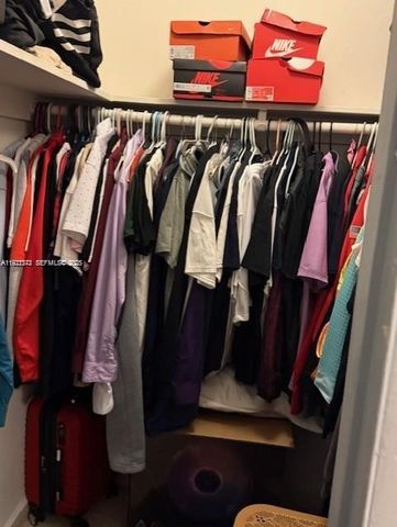 67 NW 34th St, Miami, FL 33127