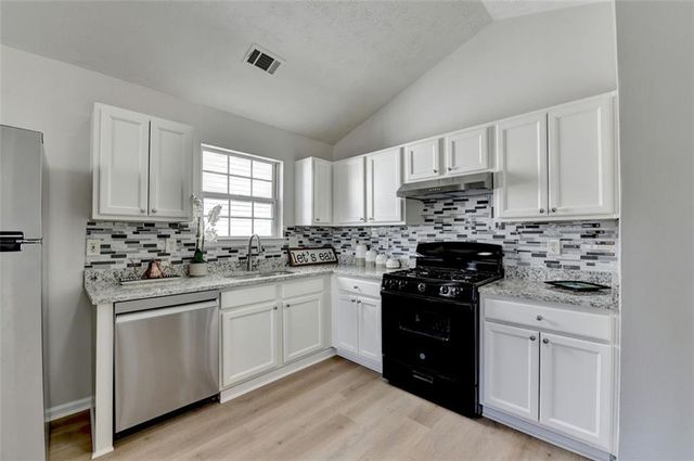 3900 Safehaven Drive, Lawrenceville, GA 30044