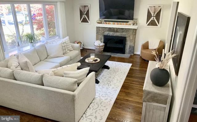 1254 FAUN RD, Wilmington, DE 19803