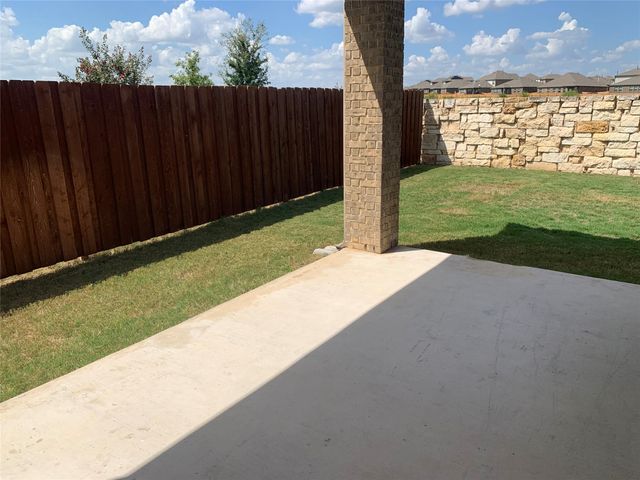 437 Mistflower Springs DR, Leander, TX 78641