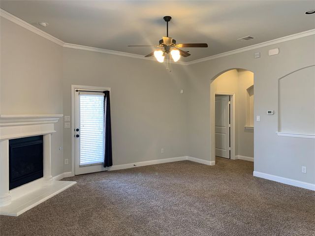 437 Mistflower Springs DR, Leander, TX 78641