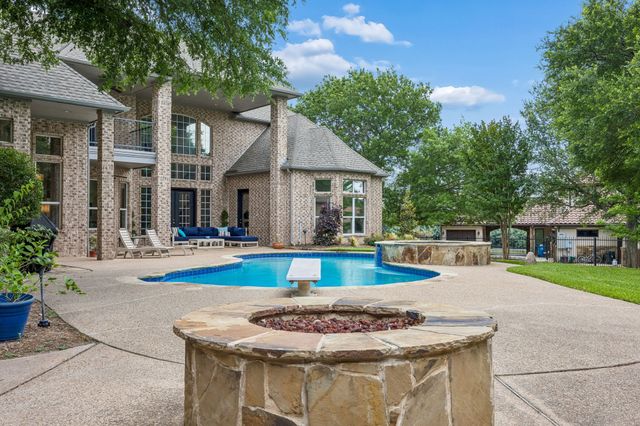 1323 Steeple Chase Lane, Aledo, TX 76008