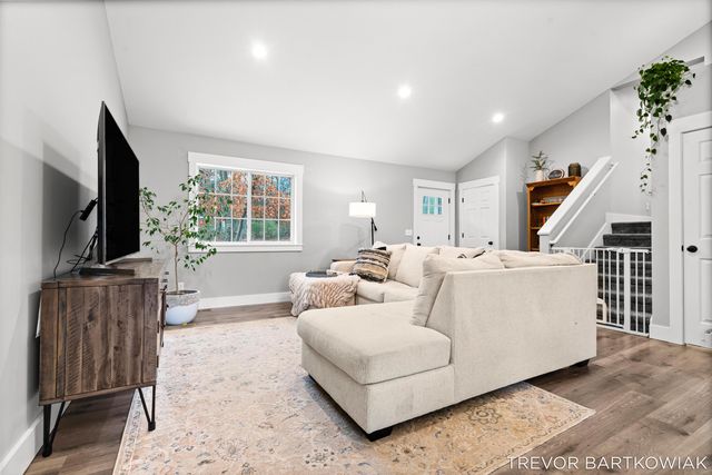 1060 Chicago Drive, Blue Lake Twp, MI 49461