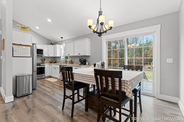 1060 Chicago Drive, Blue Lake Twp, MI 49461