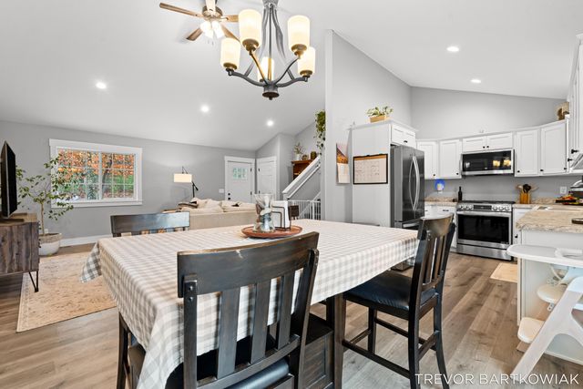 1060 Chicago Drive, Blue Lake Twp, MI 49461