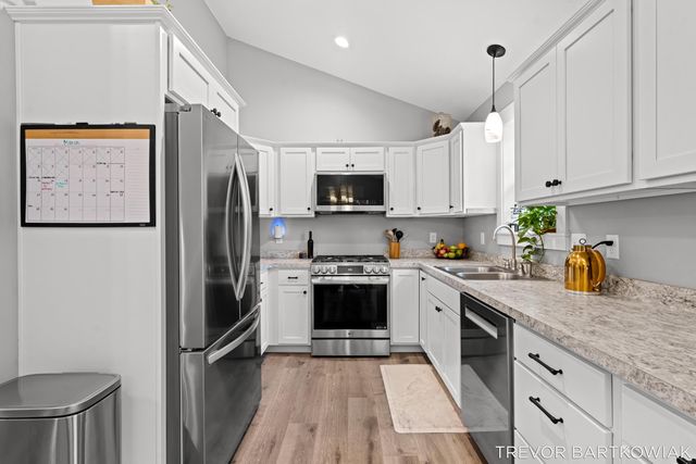 1060 Chicago Drive, Blue Lake Twp, MI 49461