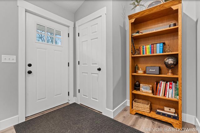 1060 Chicago Drive, Blue Lake Twp, MI 49461