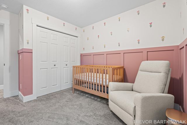 1060 Chicago Drive, Blue Lake Twp, MI 49461