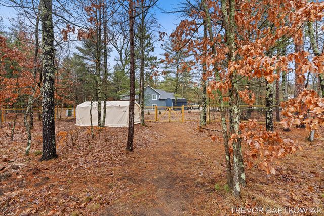 1060 Chicago Drive, Blue Lake Twp, MI 49461