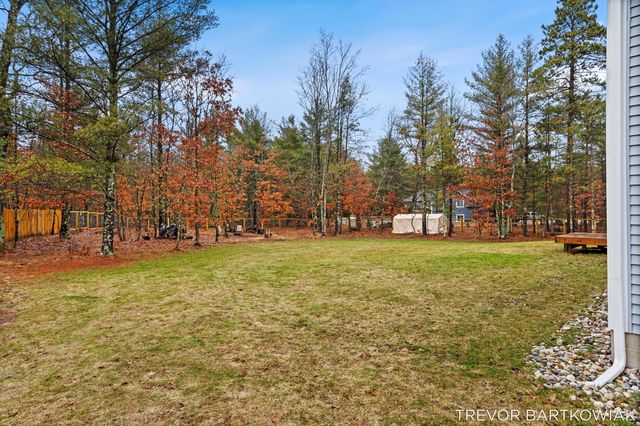 1060 Chicago Drive, Blue Lake Twp, MI 49461
