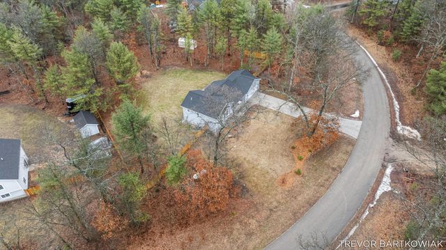 1060 Chicago Drive, Blue Lake Twp, MI 49461