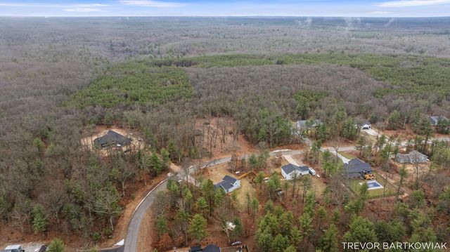 1060 Chicago Drive, Blue Lake Twp, MI 49461