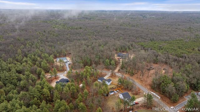 1060 Chicago Drive, Blue Lake Twp, MI 49461