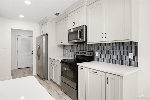 321 E Stubbs Street, Edinburg, TX 78539