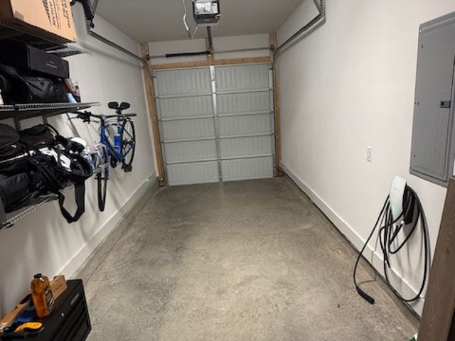 3544 Burgate Trl, Thompsons Station, TN 37179