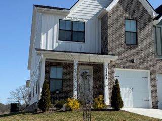 3544 Burgate Trl, Thompsons Station, TN 37179