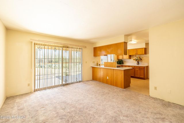 1420 S Corsica Place, Tucson, AZ 85748