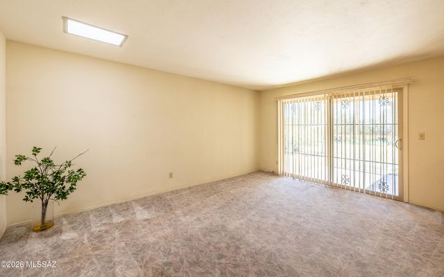 1420 S Corsica Place, Tucson, AZ 85748