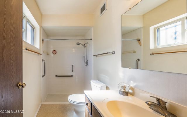 1420 S Corsica Place, Tucson, AZ 85748