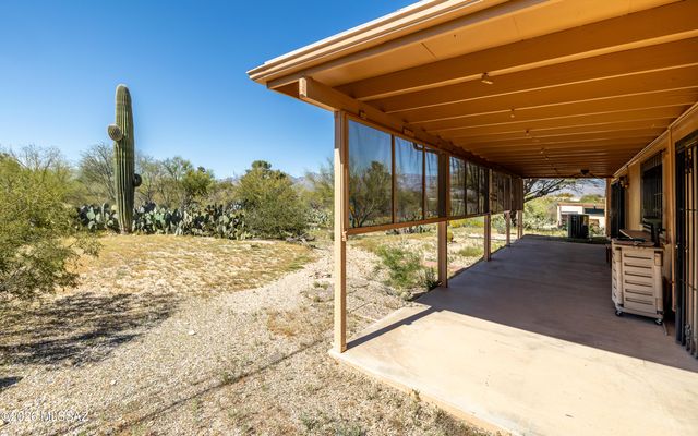 1420 S Corsica Place, Tucson, AZ 85748