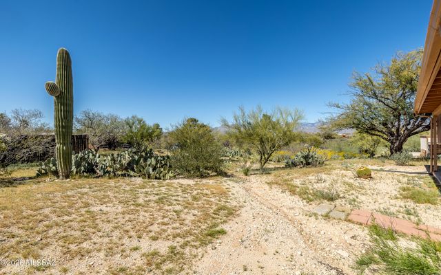 1420 S Corsica Place, Tucson, AZ 85748