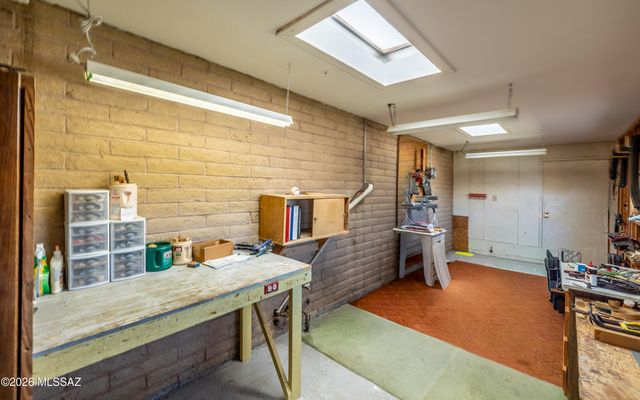 1420 S Corsica Place, Tucson, AZ 85748