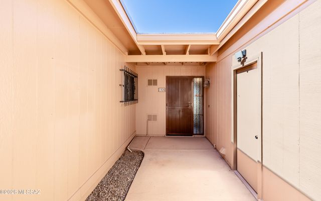 1420 S Corsica Place, Tucson, AZ 85748