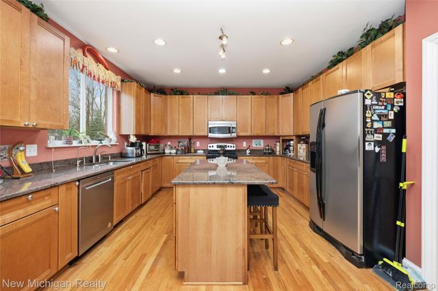 13445 Millie Court, Holly Township, MI 48442