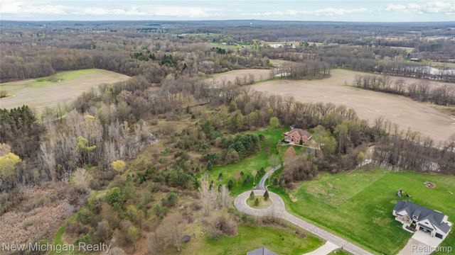 13445 Millie Court, Holly Township, MI 48442
