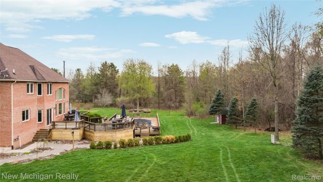 13445 Millie Court, Holly Township, MI 48442