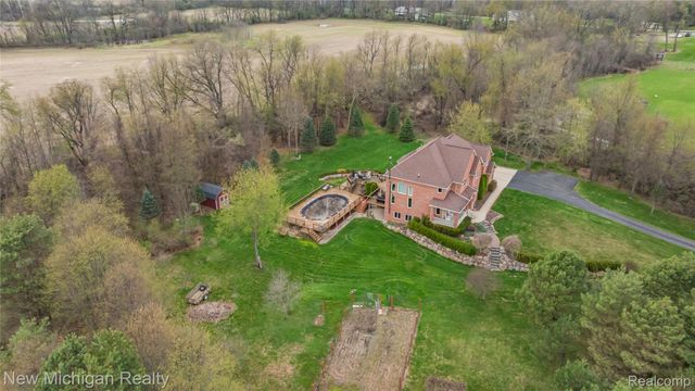 13445 Millie Court, Holly Township, MI 48442