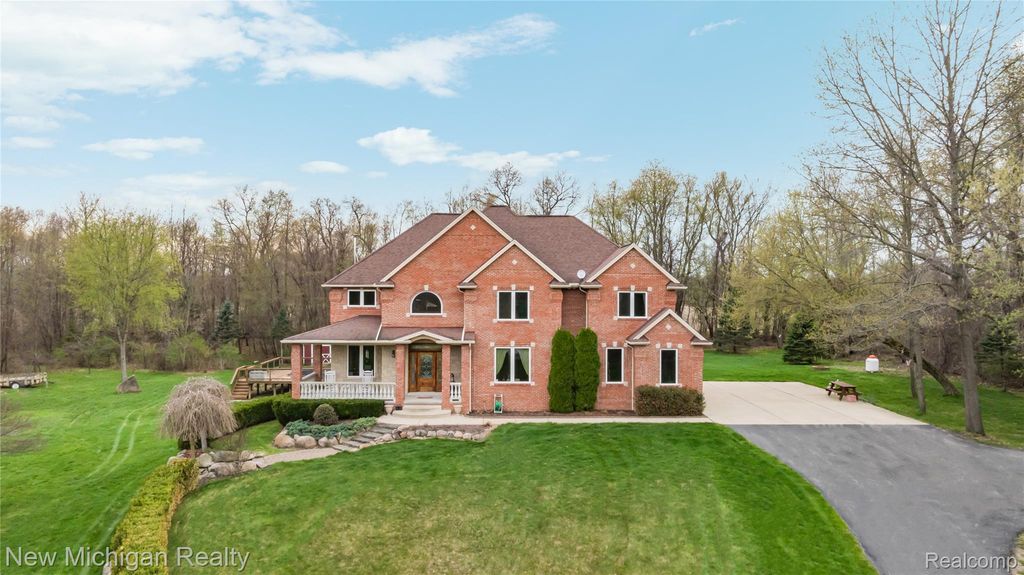 13445 Millie Court, Holly Township, MI 48442