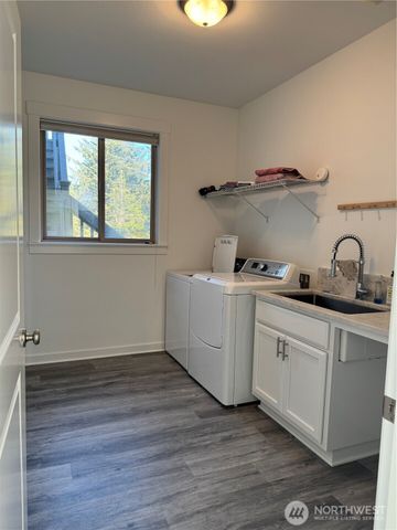 32108 J, Ocean Park, WA 98640