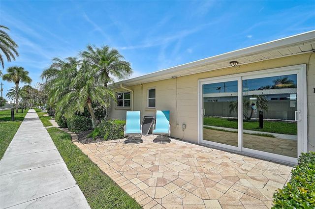 5830 MIDNIGHT PASS ROAD 108, Sarasota, FL 34242