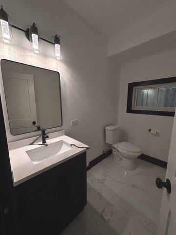 1702 N 40th Avenue, Stone Park, IL 60165