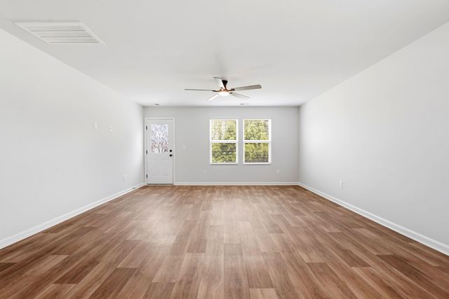 550 Swaying Palm Ct, Longs, SC 29568