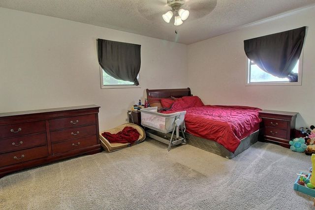 411 S Washington St, Belle Plaine, KS 67013