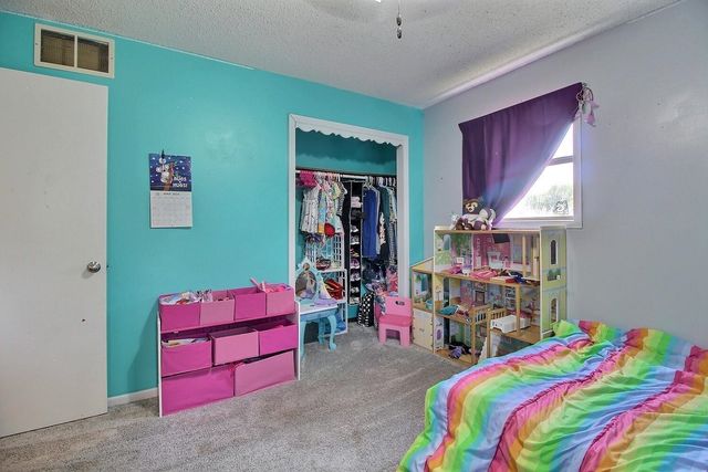 411 S Washington St, Belle Plaine, KS 67013