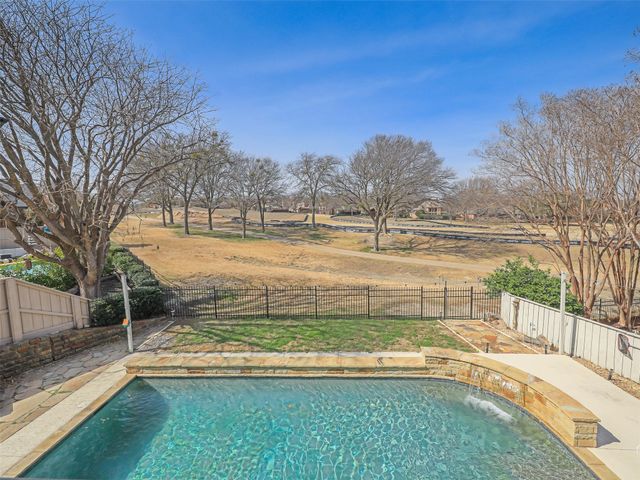 1110 Hills Creek Drive, Mckinney, TX 75072