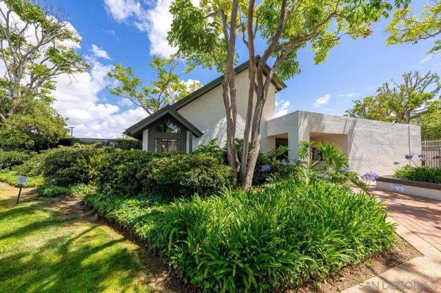 8726 Villa La Jolla Dr 74, La Jolla, CA 92037