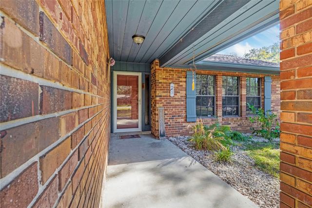 2417 S OAK PARK DRIVE, Deland, FL 32724