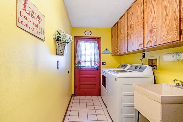 2417 S OAK PARK DRIVE, Deland, FL 32724