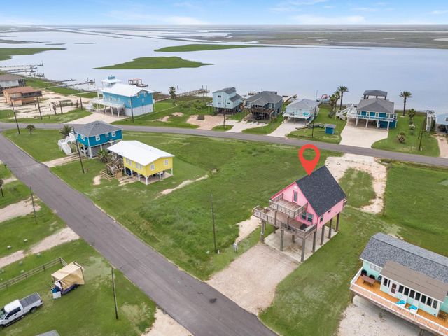 4523 Palm Street, Freeport, TX 77541