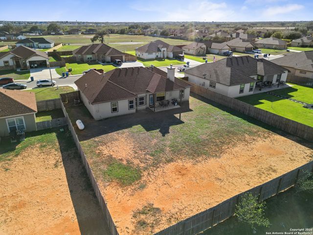 1712 Vista View, Pleasanton, TX 78064