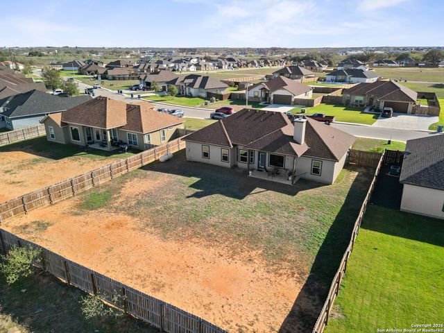 1712 Vista View, Pleasanton, TX 78064