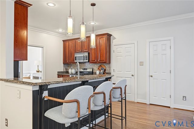5716 Oak Mill Ct, Henrico, VA 23059