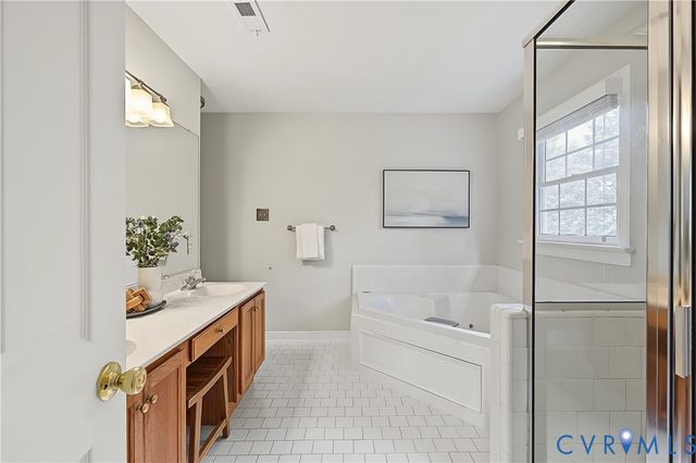 5716 Oak Mill Ct, Henrico, VA 23059