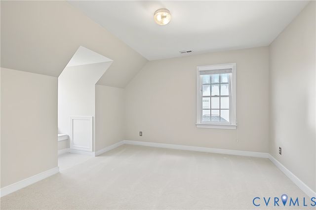 5716 Oak Mill Ct, Henrico, VA 23059